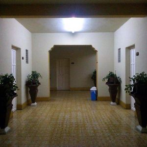 Hotel Morales Inn