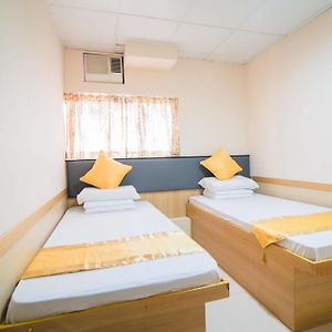 Me Easy Hostel
